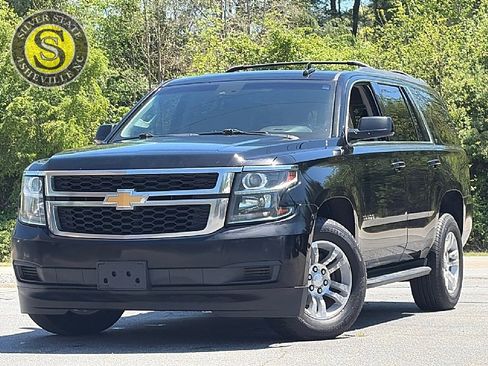 Used 2019 Chevrolet Tahoe LT image 2