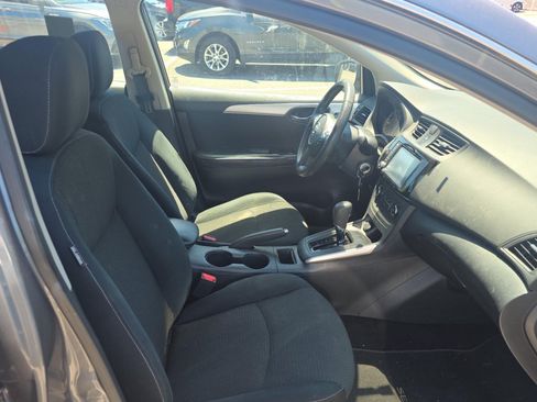 Used 2019 Nissan Sentra S FWD image 6