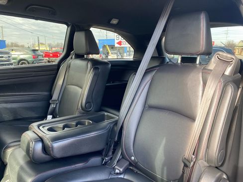 Used 2025 Honda Odyssey Sport-L image 16
