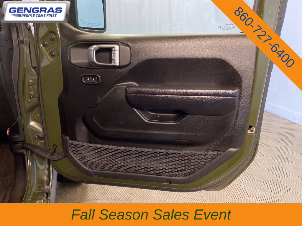 Used 2024 Jeep Wrangler Unlimited AWD/4WD image 42
