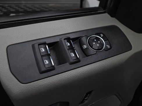 Used 2022 Ford F250 XL w/ Power Equipment Group AWD/4WD image 29