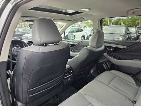 Certified 2023 Subaru Outback Limited AWD/4WD image 17