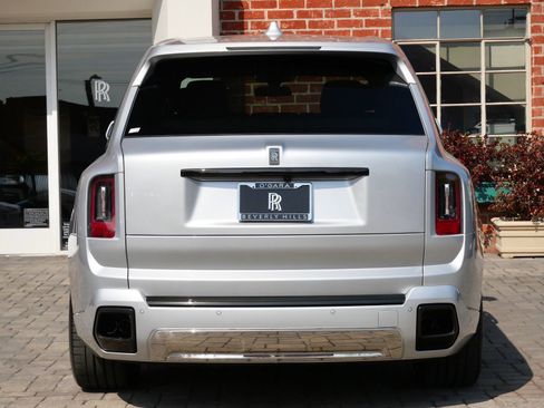 Certified 2026 Rolls-Royce Cullinan Black Badge AWD/4WD image 23