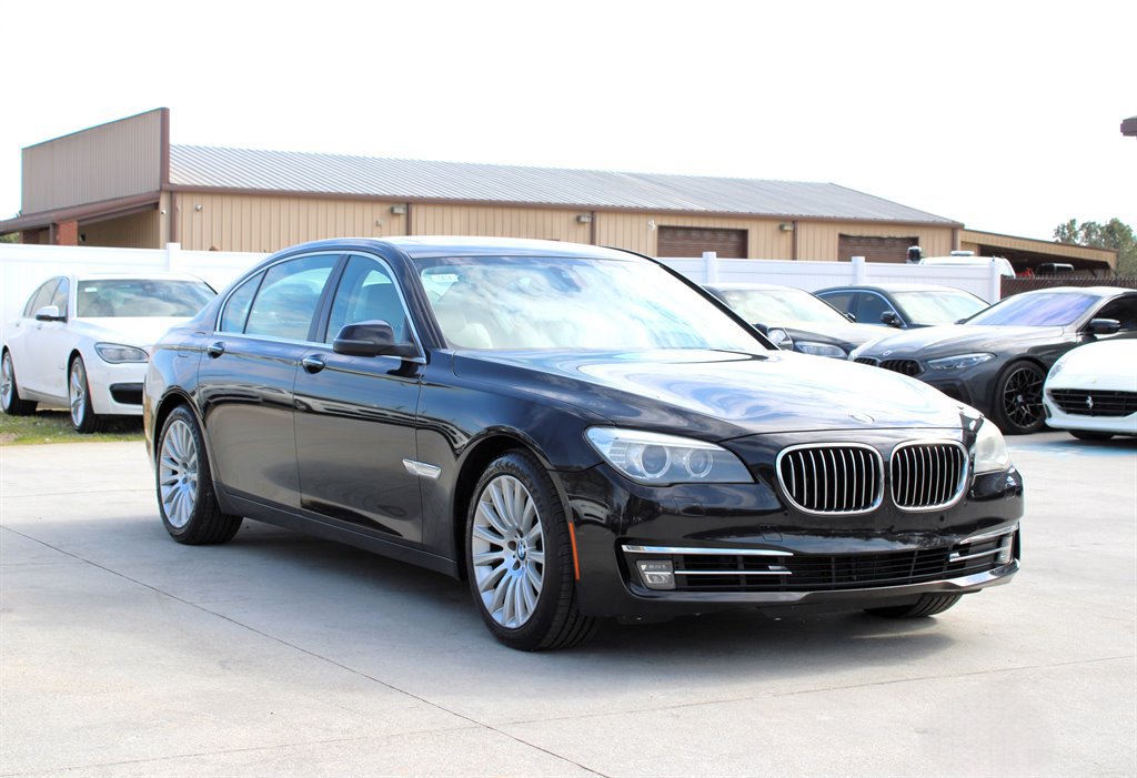 Used 2014 BMW 740Li RWD image 9