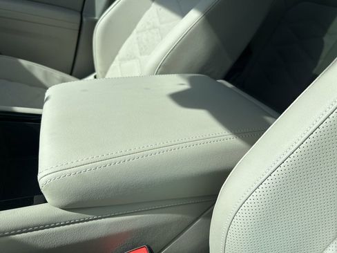 New 2026 Volkswagen Atlas SE image 39