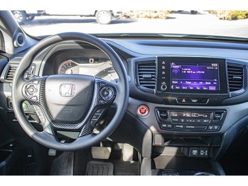 Used 2023 Honda Ridgeline Sport image 23