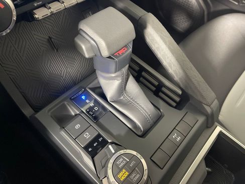 New 2025 Toyota Tacoma TRD Off-Road image 22