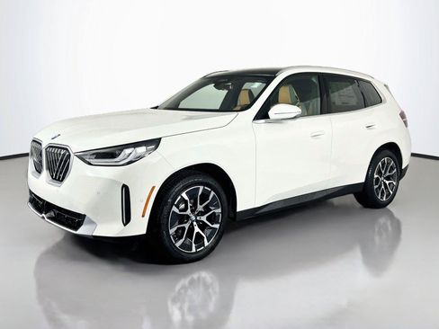 New 2026 BMW X3 xDrive30i w/ Premium Package AWD/4WD image 2
