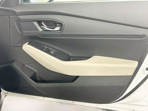Used 2023 Honda Accord EX image 34