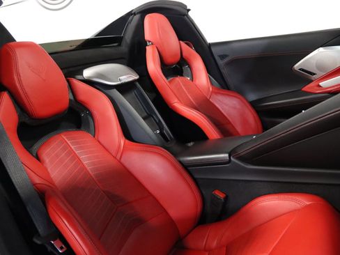 Used 2024 Chevrolet Corvette Stingray Premium Conv w/ Z51 Performance Package RWD image 61