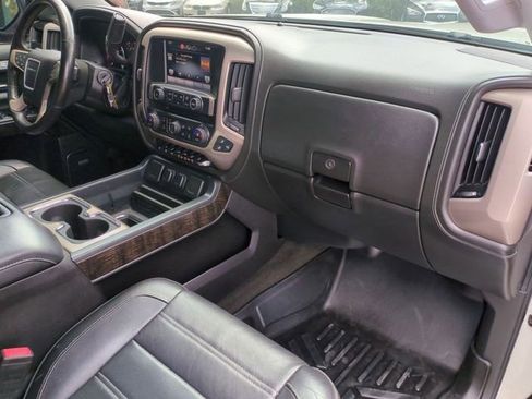 Used 2015 GMC Sierra 1500 Denali w/ Driver Alert Package image 29