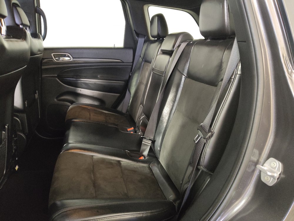 Used 2021 Jeep Grand Cherokee Laredo X AWD/4WD image 18