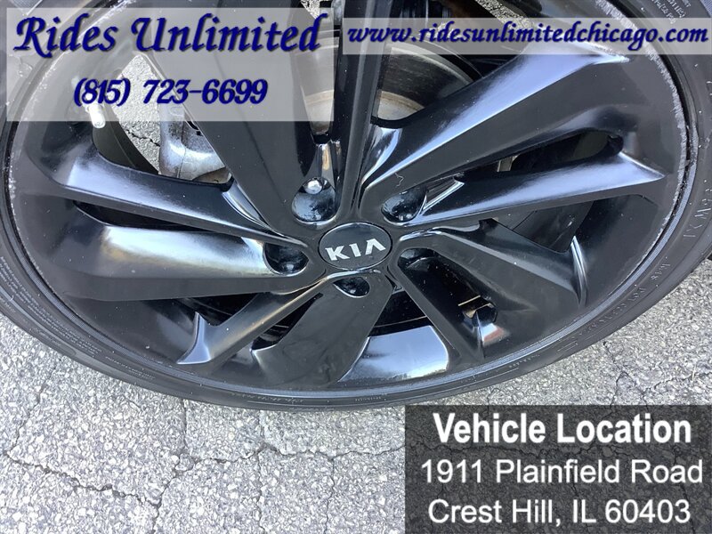 Used 2019 Kia Niro S Touring FWD image 20
