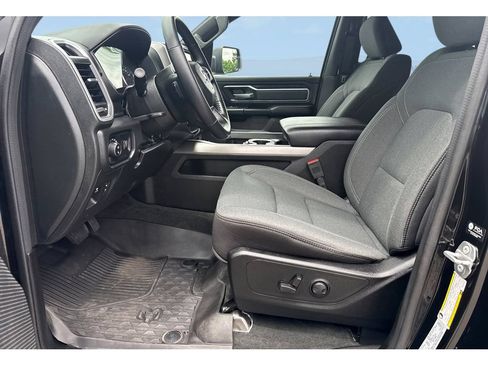 Used 2022 RAM 1500 Big Horn AWD/4WD image 12