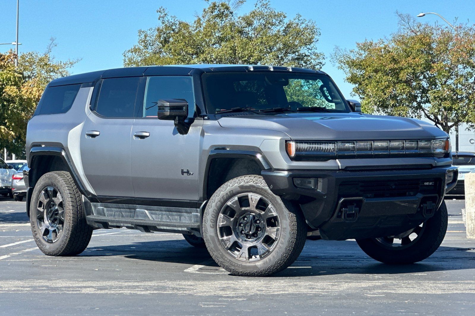 Used 2026 GMC Hummer EV 3X w/ Carbon Fiber Edition Package AWD/4WD image 2
