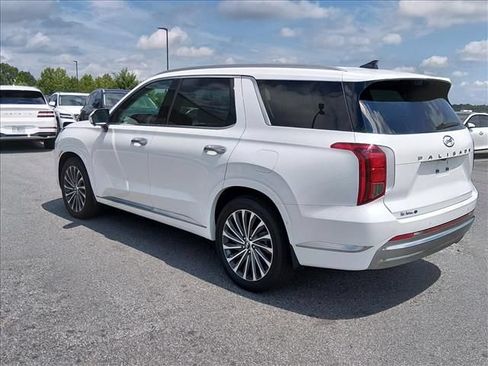 Used 2025 Hyundai Palisade Calligraphy FWD image 5