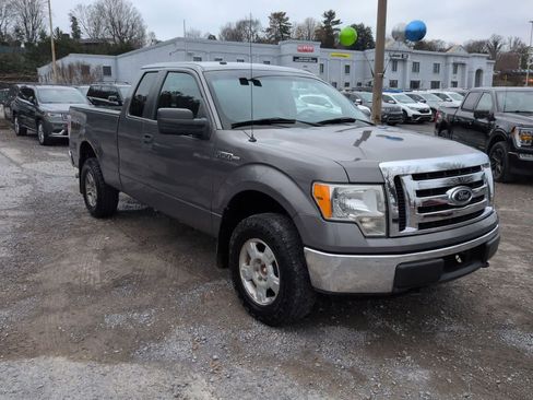 Used 2012 Ford F150 XLT w/ Trailer Tow Pkg image 2