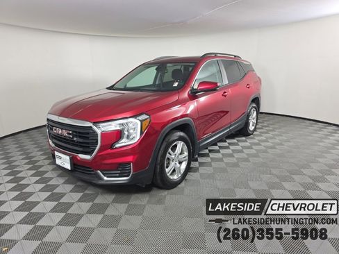 Used 2022 GMC Terrain SLE w/ Driver Convenience Package AWD/4WD image 1