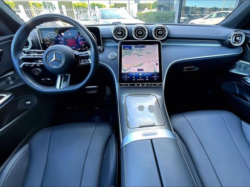 Used 2025 Mercedes-Benz CLE 300 4MATIC Coupe image 15