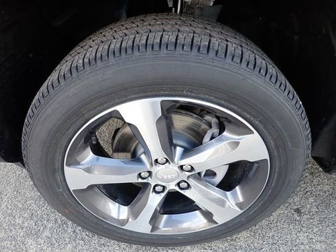 New 2026 Jeep Grand Cherokee Limited image 11