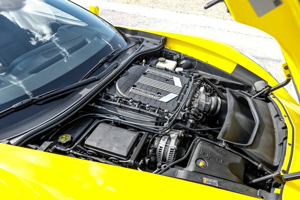 Used 2015 Chevrolet Corvette Z06 w/ 2LZ Preferred Equipment Group RWD image 56
