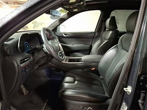Used 2024 Hyundai Palisade Calligraphy image 13