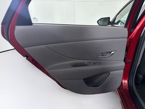 Used 2024 Hyundai Elantra SEL FWD image 26