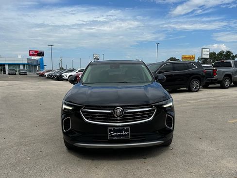 Used 2022 Buick Envision Essence w/ Technology Package I FWD image 3