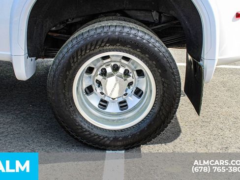 Used 2024 GMC Sierra 3500 Denali Ultimate image 15