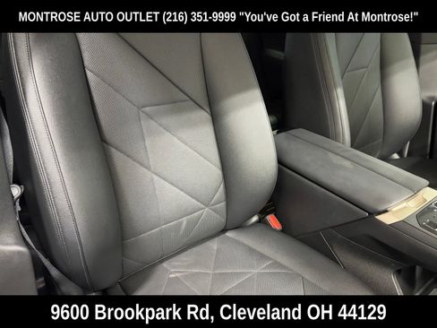 Used 2022 BMW iX xDrive50 w/ Convenience Package image 53