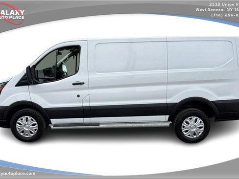 Used 2024 Ford Transit 250 Low Roof w/ Exterior Upgrade Package RWD image 8