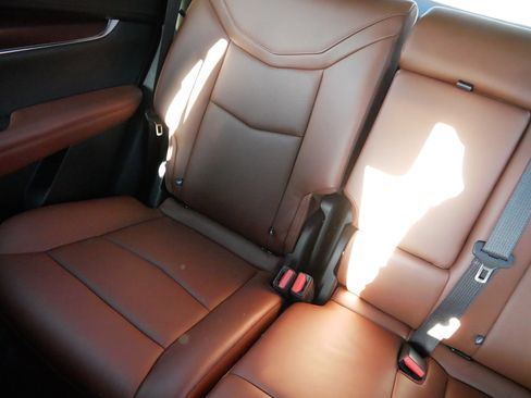 Certified 2023 Cadillac XT5 Sportv w/ LPO, Floor Liner Package image 12