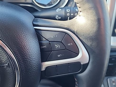 Used 2018 Jeep Compass Latitude w/ Popular Equipment Group image 22