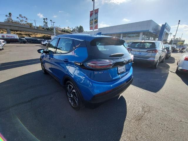 Used 2023 Chevrolet Bolt LT w/ Infotainment Package FWD image 6