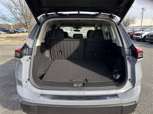 New 2026 Nissan Rogue SV w/ Cold Weather Package image 12