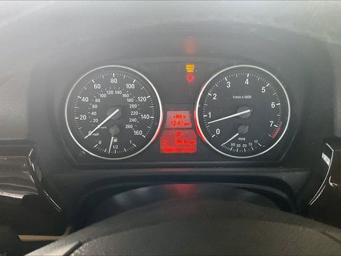 Used 2011 BMW 328i Sedan RWD image 25