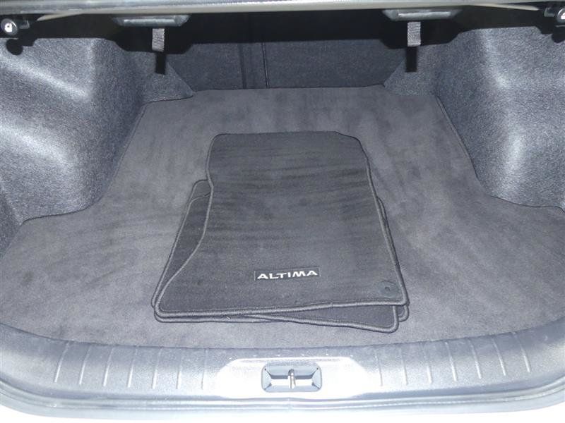 Used 2025 Nissan Altima 2.5 SV FWD image 26