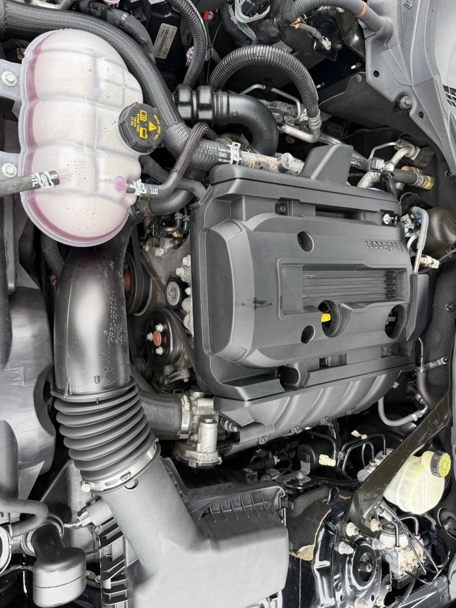 Used 2020 Ford Mustang Premium RWD image 40