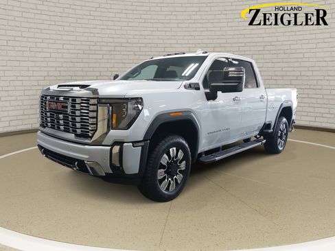 New 2026 GMC Sierra 3500 Denali w/ Denali Reserve Package image 1