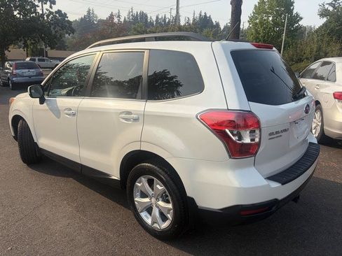 Used 2014 Subaru Forester 2.5i Premium w/ All-Weather Package AWD/4WD image 5