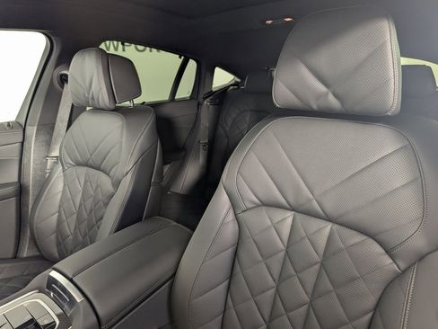 New 2026 BMW X6 M60i image 12