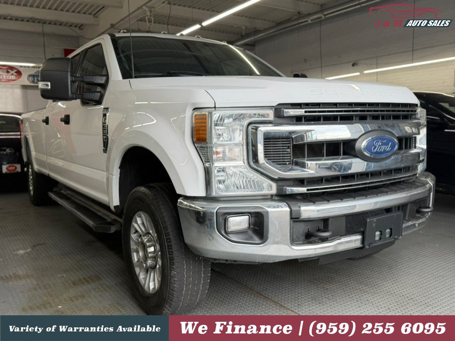 Used 2022 Ford F350 XLT w/ XLT Value Package AWD/4WD image 4