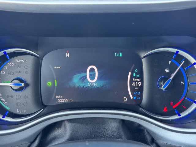 Certified 2024 Chrysler Pacifica Limited FWD image 26