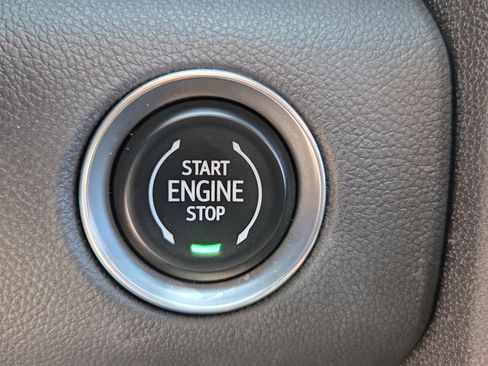 Used 2025 GMC Acadia AT4 w/ Super Cruise Package AWD/4WD image 22