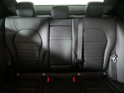 Used 2019 Mercedes-Benz C 300 4MATIC Sedan image 13