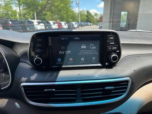 Used 2019 Hyundai Tucson SE AWD/4WD image 16