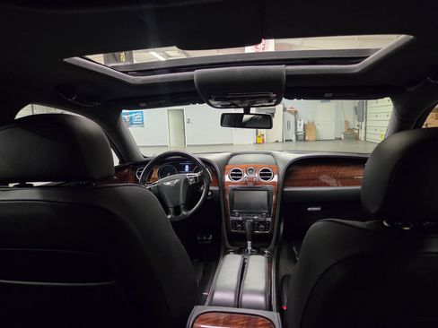 Used 2018 Bentley Flying Spur V8 AWD/4WD image 41