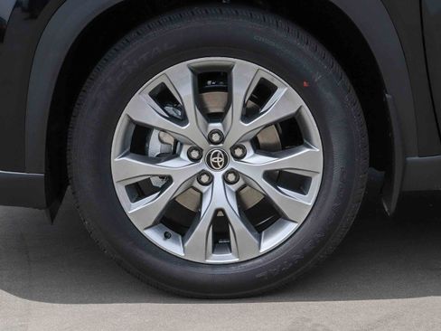 New 2026 Toyota Grand Highlander Limited image 9