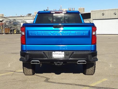 Used 2024 Chevrolet Silverado 1500 LT Trail Boss w/ Convenience Package II image 7