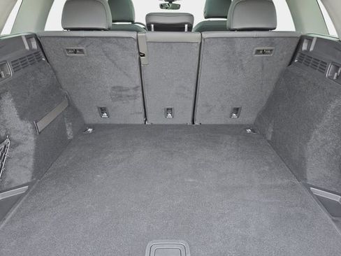 Used 2025 Audi Q5 2.0T Premium w/ Convenience Package image 14